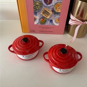 Le Creuset Mini Cocotte Set
